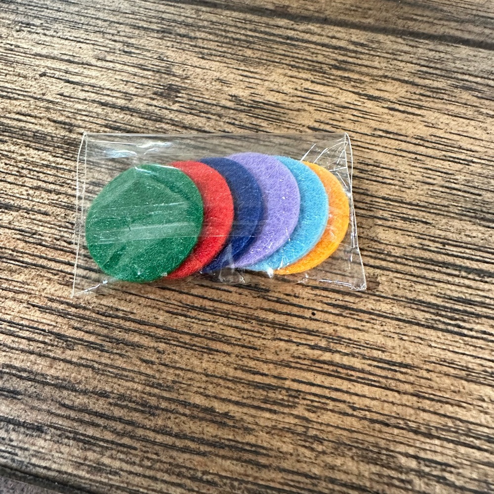 Diffuser Necklace - Picture 6 of 6
